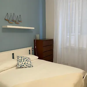 blue-sea-apartment-piazza-lavagna-genova.hotelitalianriviera.com/